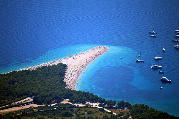 Plażowanie na Brač 