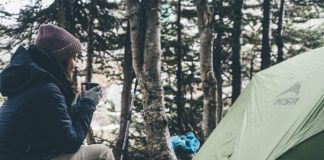 Namiot turystyczny w górach – co powinien zaoferować