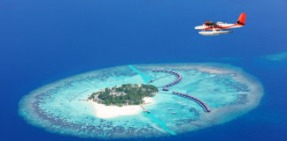 Luksusowe egzotyczne wakacje tylko we dwoje? Zamieszkaj w domku na wodzie na rajskich Malediwach!