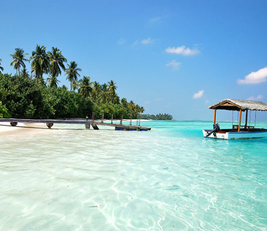 Malediwy – czy warto jechać tam na wakacje?