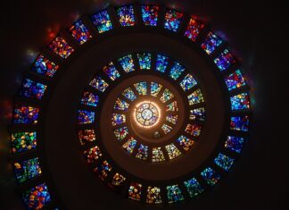 Jaka religia jest w Łotwie? Jaka religia jest w Łotwie?
